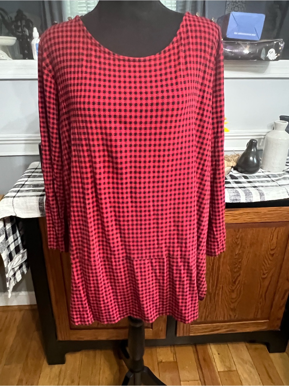 Liz Claiborne-Red and Black Buffalo Check Long Sleeve Women's Tunic Top